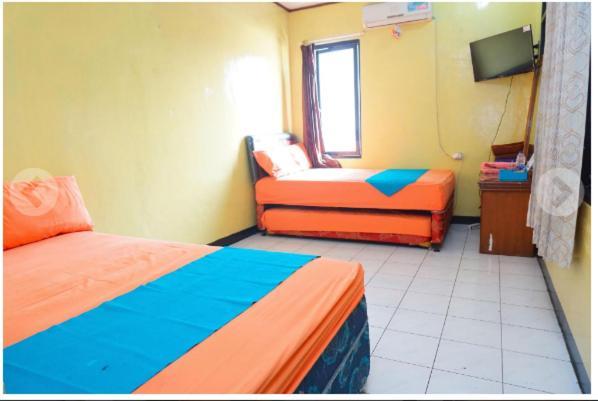 บูดี เฮาส์ แอนด์ ฟู้ด สเตชั่น Bed & Breakfast บันดุง ภายนอก รูปภาพ