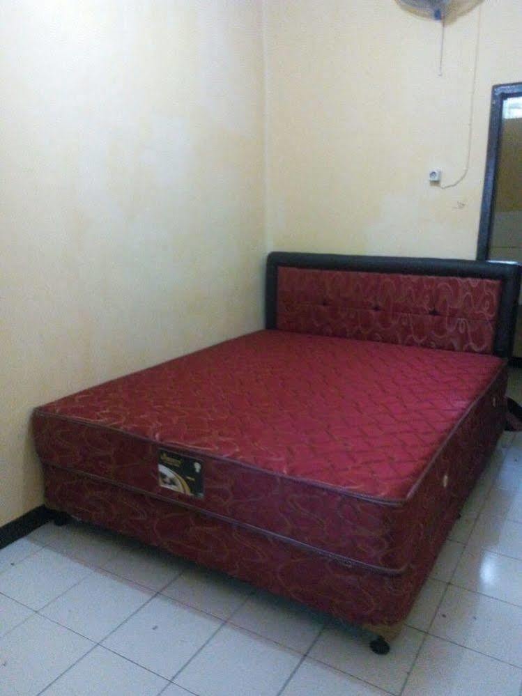 บูดี เฮาส์ แอนด์ ฟู้ด สเตชั่น Bed & Breakfast บันดุง ภายนอก รูปภาพ