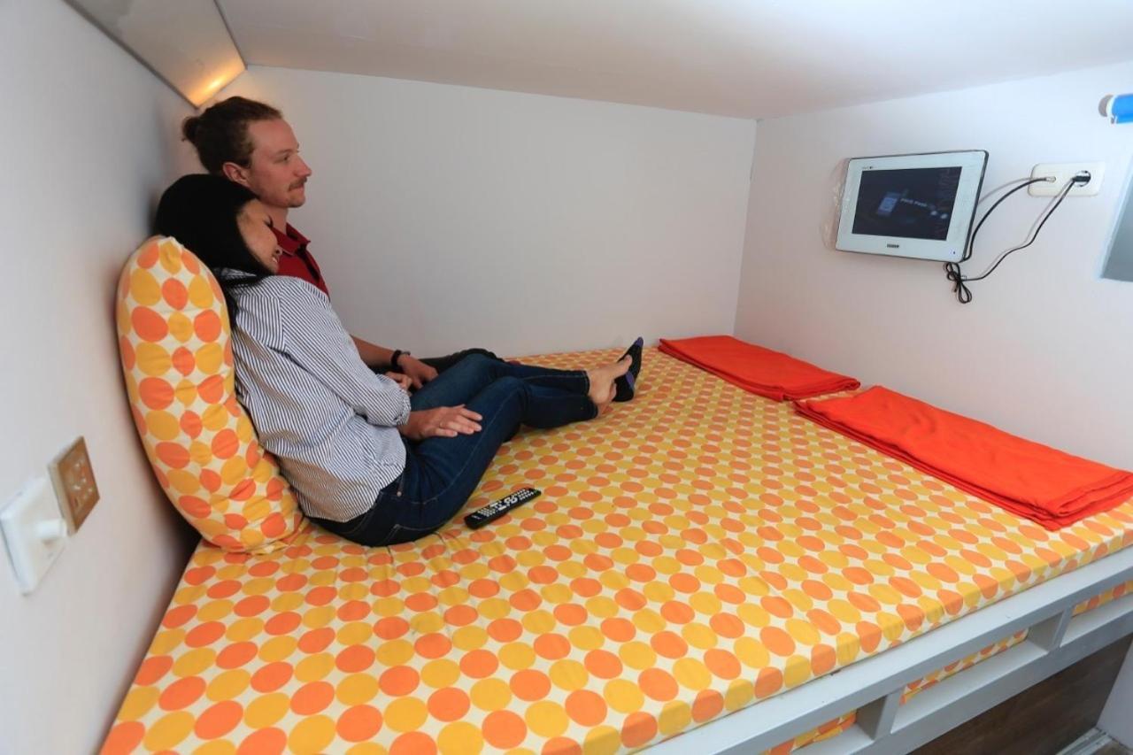 บูดี เฮาส์ แอนด์ ฟู้ด สเตชั่น Bed & Breakfast บันดุง ภายนอก รูปภาพ